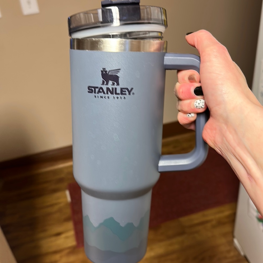 40 oz Stanley tumbler